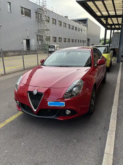 Alfa Romeo Giulietta 1.4 TB 150 ch — Sportivité italienne, kilométrage modéré — Heckansicht