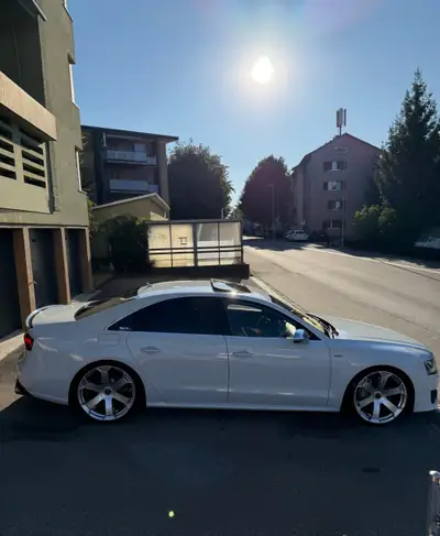 Audi S8 4.0 V8 TFSI Quattro — Berline de luxe haute performance, 127'000 km — Thumbnail 7