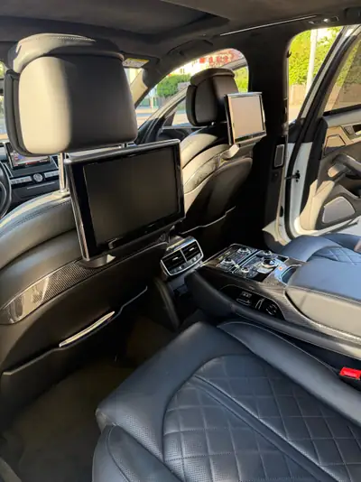 Audi S8 4.0 V8 TFSI Quattro — Berline de luxe haute performance, 127'000 km — Thumbnail 13