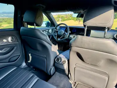 Mercedes-Benz E 400 d AMG Line 4MATIC — Break diesel performant, 68000 km seulement — Armaturenbrett