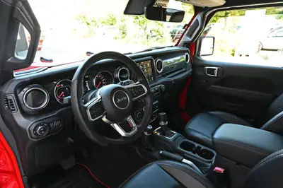 Jeep Wrangler Rubicon 392 — Le V8 HEMI 6.4L ultime pour les aventuriers — Miniature 12