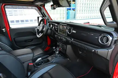 Jeep Wrangler Rubicon 392 — Le V8 HEMI 6.4L ultime pour les aventuriers — Miniature 23