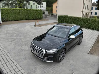 Audi SQ5 3.0 V6 TDI Quattro — SUV performant, 59 500 km, moteur hybride mild — vista esterna
