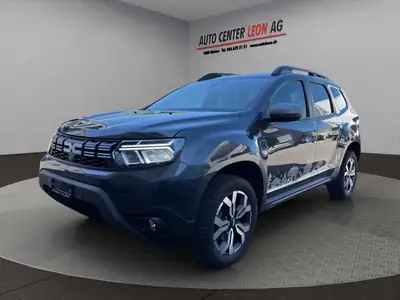 Dacia Duster TCe 150 Journey 4x4 — SUV polyvalent, 4 roues motrices et équipements premium — fianco