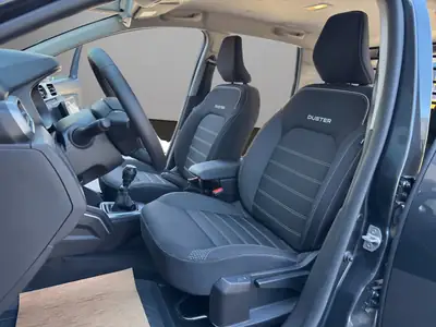 Dacia Duster TCe 150 Journey 4x4 — SUV polyvalent, 4 roues motrices et équipements premium — Miniatura 9