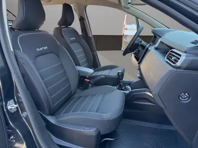 Dacia Duster TCe 150 Journey 4x4 — SUV polyvalent, 4 roues motrices et équipements premium — Miniatura 17