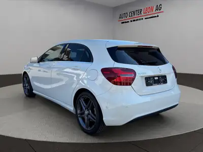 Mercedes-Benz Classe A 180 BlueEfficiency — Berline compacte élégante, entretien récent — interni