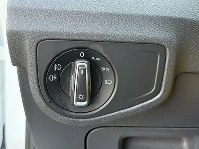 VW Golf Sportsvan 1.4 TSI Allstar — Monospace pratique, moteur turbo performant — Miniatur 21