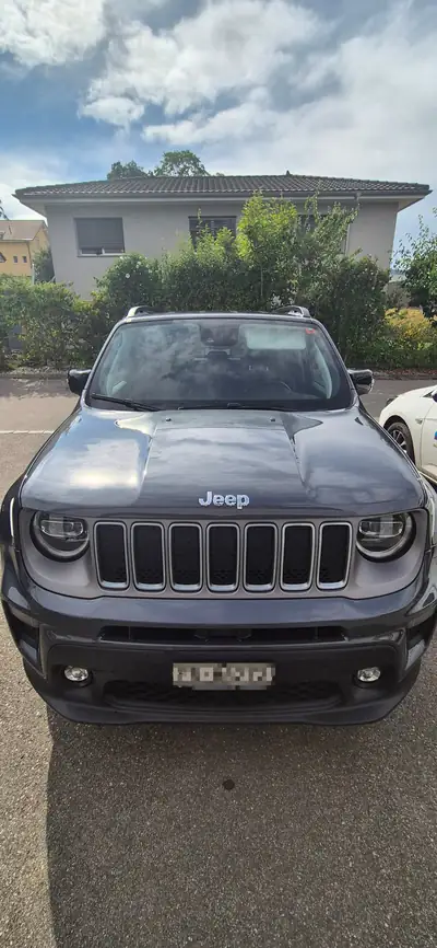 Jeep Renegade 1.5 Turbo Swiss Limited — SUV compact hybride, entretien réduit — Seitenansicht