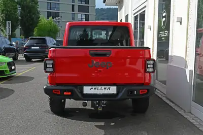 Jeep Gladiator Sand Runner 3.6 — Pickup légendaire, édition spéciale tout-terrain — Miniature 10