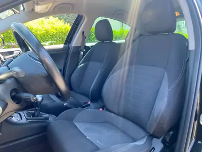 Alfa Romeo Giulietta 1.4 Turbo 150 ch — Italienne dynamique, entretien suivi — Miniatur 21