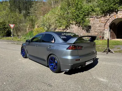 Mitsubishi Lancer 2.0 T MIVEC EVO Final Edition — Berline sportive affûtée, 295 ch et transmission manuelle — Armaturenbrett
