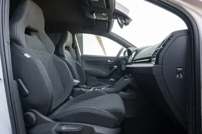 Skoda Karoq 1.5 TSI SportLine — SUV compact dynamique, 17'800 km seulement — Miniatur 11