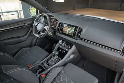 Skoda Karoq 1.5 TSI SportLine — SUV compact dynamique, 17'800 km seulement — Miniatur 14