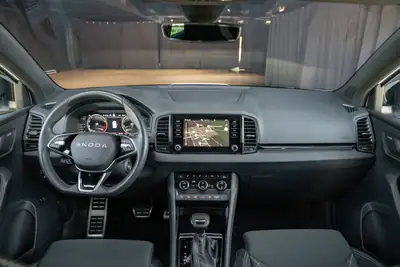 Skoda Karoq 1.5 TSI SportLine — SUV compact dynamique, 17'800 km seulement — Miniatur 15