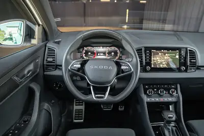 Skoda Karoq 1.5 TSI SportLine — SUV compact dynamique, 17'800 km seulement — Miniatur 16
