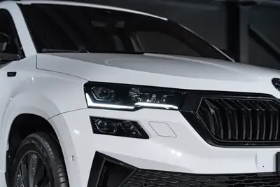 Skoda Karoq 1.5 TSI SportLine — SUV compact dynamique, 17'800 km seulement — Miniatur 27