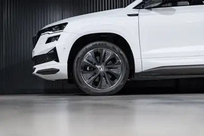 Skoda Karoq 1.5 TSI SportLine — SUV compact dynamique, 17'800 km seulement — Miniatur 29