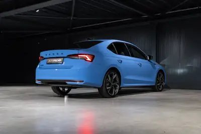 Skoda Octavia Limousine 1.5 TSI mHEV — Hybride léger performant, 7000 km seulement — Miniatur 8