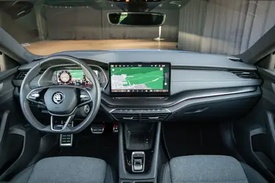 Skoda Octavia Limousine 1.5 TSI mHEV — Hybride léger performant, 7000 km seulement — Miniatur 15