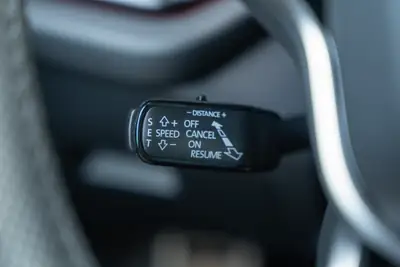 Skoda Octavia Limousine 1.5 TSI mHEV — Hybride léger performant, 7000 km seulement — Miniatur 23