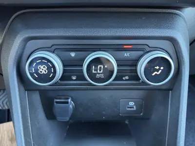 Dacia Sandero TCe 90 Expression CVT — Pratique et économique, 49'850 km seulement — Miniatur 16