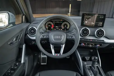 Audi Q2 40 TFSI quattro S-tronic — SUV compact premium avec garantie constructeur 4 ans — Miniatur 16