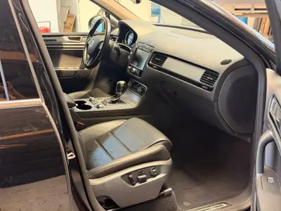 VW Touareg 3.0 V6 TDI 262 — SUV premium diesel, entretien complet & équipement R-Line — Miniatur 9