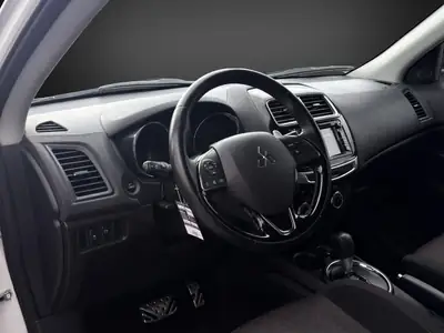 Mitsubishi ASX 2.2 DID — SUV compacte 4WD diesel, entretien récent et garantie incluse — Miniatur 8