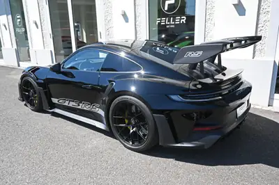 Porsche 911 GT3 RS 2025 — Légendaire sportive, 525 ch et 3 200 km seulement — Miniatura 8
