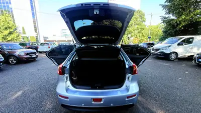 Mitsubishi Lancer Sportback 1.8 DID — Diesel économique, sans sinistre, pneus 4 saisons inclus — dettaglio