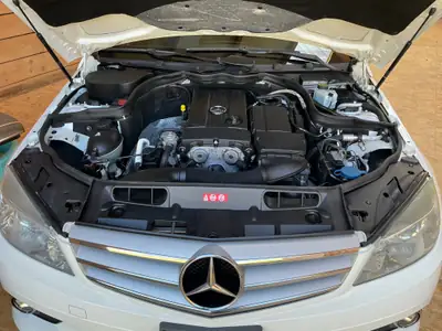 Mercedes-Benz C 180 Kompressor — Berline élégante, moteur suralimenté, excellent état — Miniatura 16