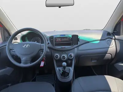 Hyundai i10 1.1 Comfort — Citadine économique, peu kilométrée et sans sinistre — Miniatur 12