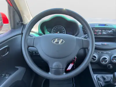 Hyundai i10 1.1 Comfort — Citadine économique, peu kilométrée et sans sinistre — Miniatur 14