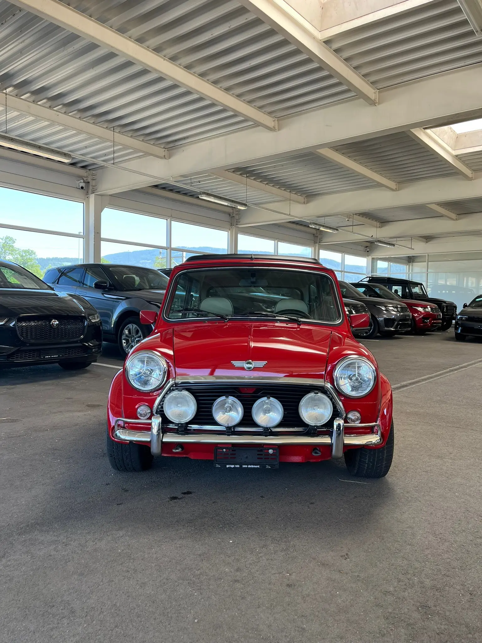 MINI 1.3i One — L'icône britannique rétro, essence économe et fiable — vista esterna