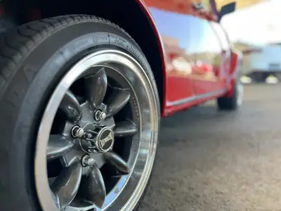 MINI 1.3i One — L'icône britannique rétro, essence économe et fiable — dettaglio