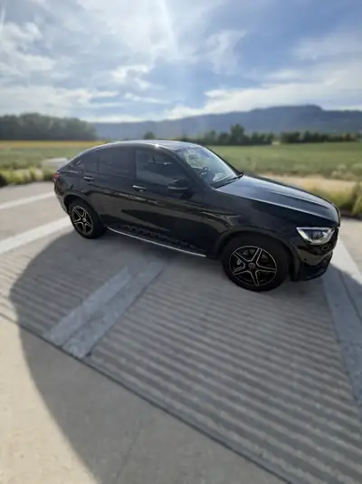 Mercedes-Benz GLC 300 e AMG Line — Hybride rechargeable performant, 124'000 km — interior