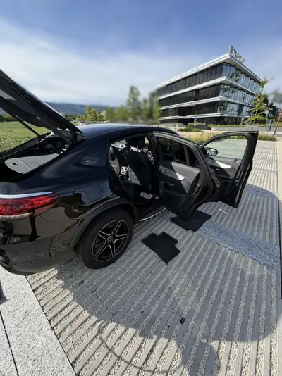 Mercedes-Benz GLC 300 e AMG Line — Hybride rechargeable performant, 124'000 km — Thumbnail 8