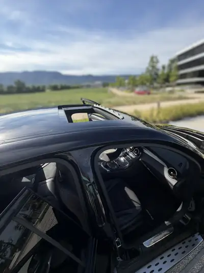 Mercedes-Benz GLC 300 e AMG Line — Hybride rechargeable performant, 124'000 km — Thumbnail 11