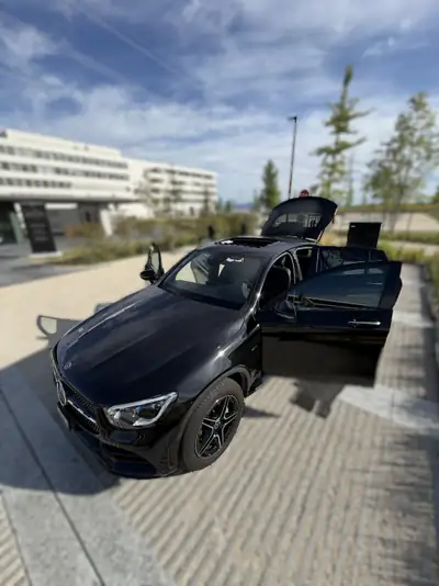 Mercedes-Benz GLC 300 e AMG Line — Hybride rechargeable performant, 124'000 km — Thumbnail 13