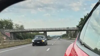 Ford Mustang 3.7 V6 — Coupé légendaire, boîte manuelle, sans sinistre — Miniature 11