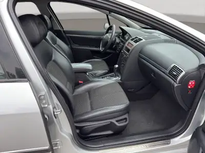 Peugeot 407 2.0 ST Dynamic — Berline élégante, boîte auto, sans sinistre — Innenraum