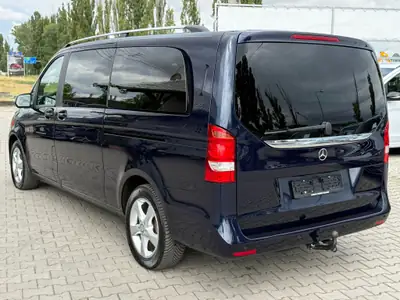 Mercedes-Benz V 250 d BlueTec — Monospace 8 places, moteur efficient 190 ch — Heckansicht
