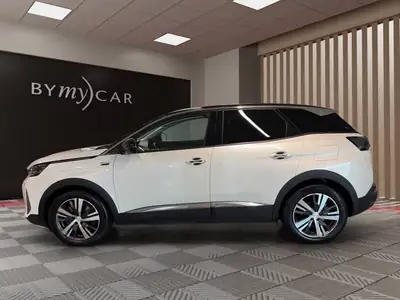 Peugeot 3008 225e Hybrid2 Allure — SUV hybride performant, 42 690 km — Innenraum