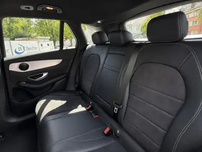 Mercedes-Benz GLC 250 AMG Line — SUV premium 4x4, 115'000 km, sans sinistre — cruscotto