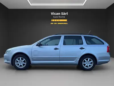 Skoda Octavia Combi 1.2 TSI — Monospace familial économique, sans accident — interni