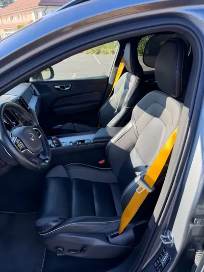 Volvo XC60 2.0 T8 TE Polestar eAWD — SUV hybride rechargeable haute performance — Armaturenbrett