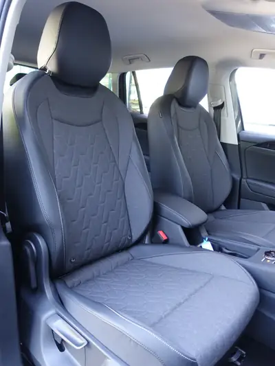 VW Tiguan 1.5 TSI evo2 mHEV R-Line — SUV hybride léger, 10 km seulement — Miniatur 12