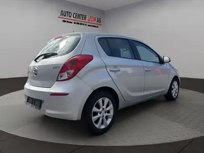 Hyundai i20 1.4 Premium Automatic — Citadine fiable, boîte auto, sans accident — détail