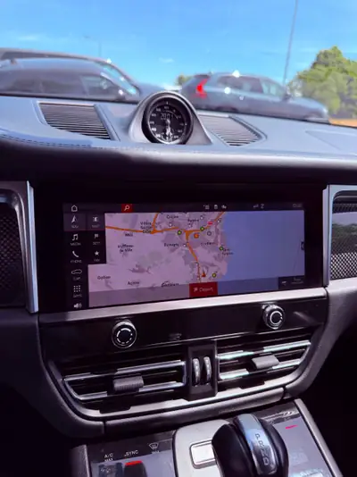 Porsche Macan GTS PDK — Performance sportive et polyvalence SUV — Miniatur 8